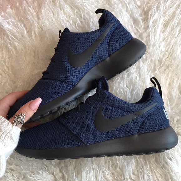 NWT Custom Nike ID Roshe One USA - Picture 6 of 7